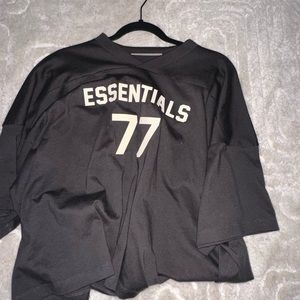 essentials tee